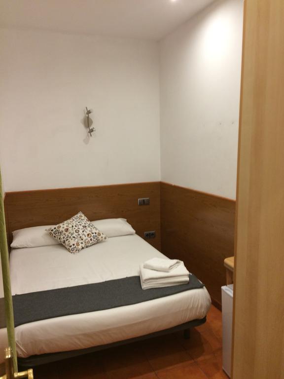 Estudios Pelayo Guest House Barcelona Ruang foto