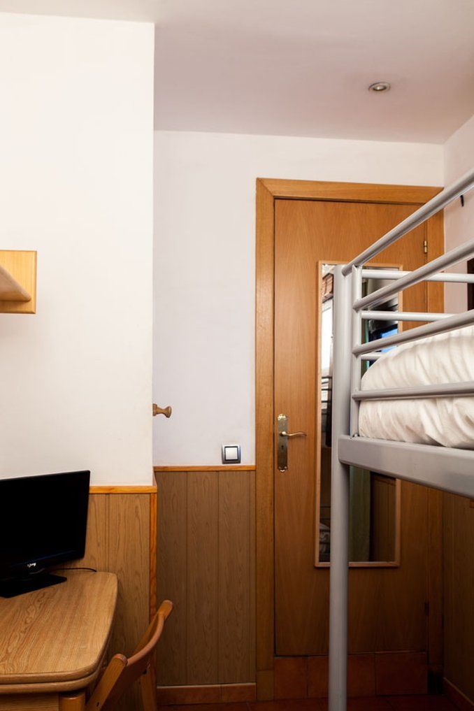 Estudios Pelayo Guest House Barcelona Bagian luar foto
